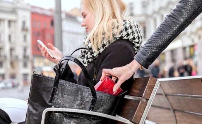 pick pocketing