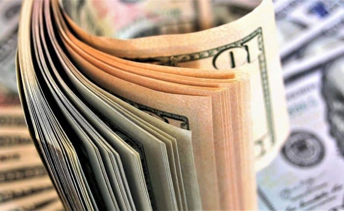 American 10 dollar bills