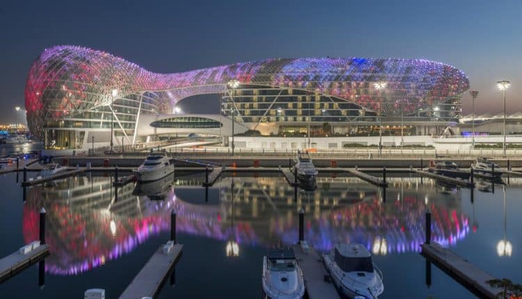 Top Reasons to Use an Offshore Company for Business