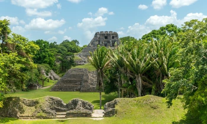 16 Reasons Why Belize Is the Perfect Country to Move To