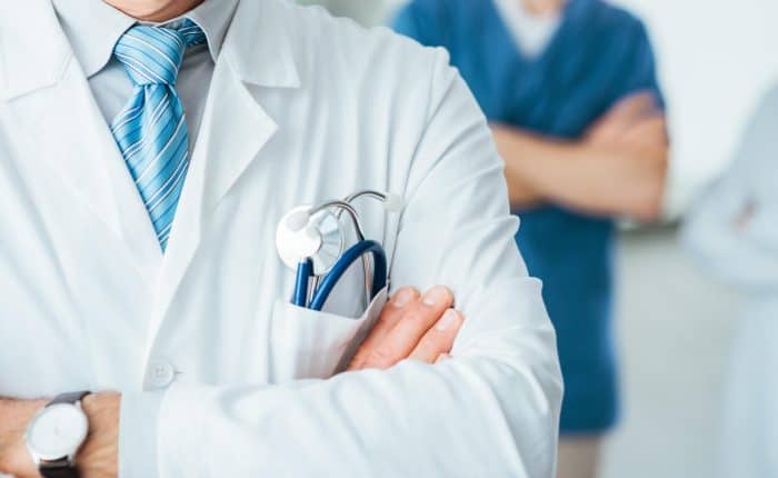 two doctors can only see their bodies