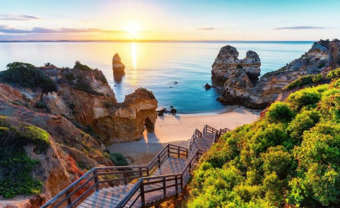 The Unexpectedly Mundane: Surprising Boring Aspects of 30 Popular Tourist Destinations